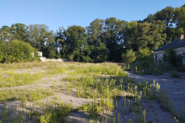 Продажа земельного участка (имущественного комплекса) в центре города Кропивницкий